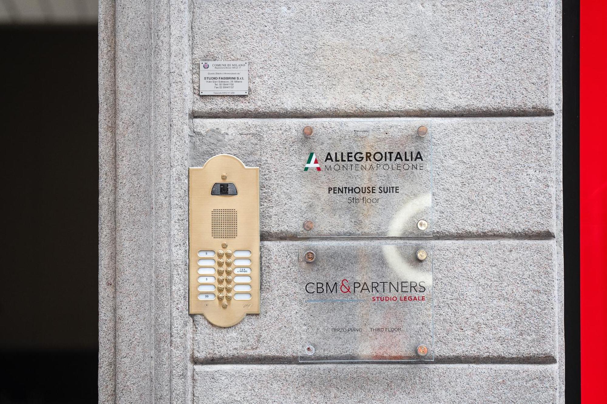 מילאנו Allegroitalia Penthouse Montenapoleone מראה חיצוני תמונה
